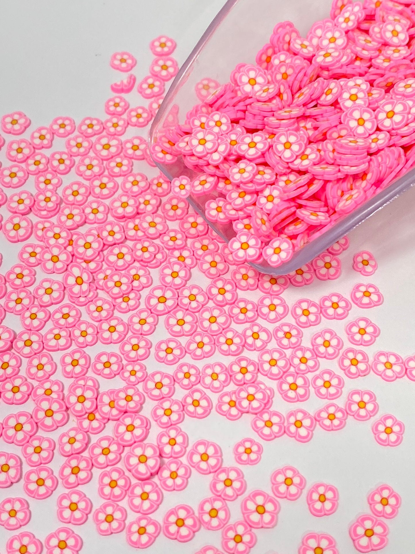 5mm PINK DAISY, Polymer Clay Slices / resin art / nail art / snow globe tumbler / crafts / supplies / Diy / Cute / Flower, FLOWERS 012